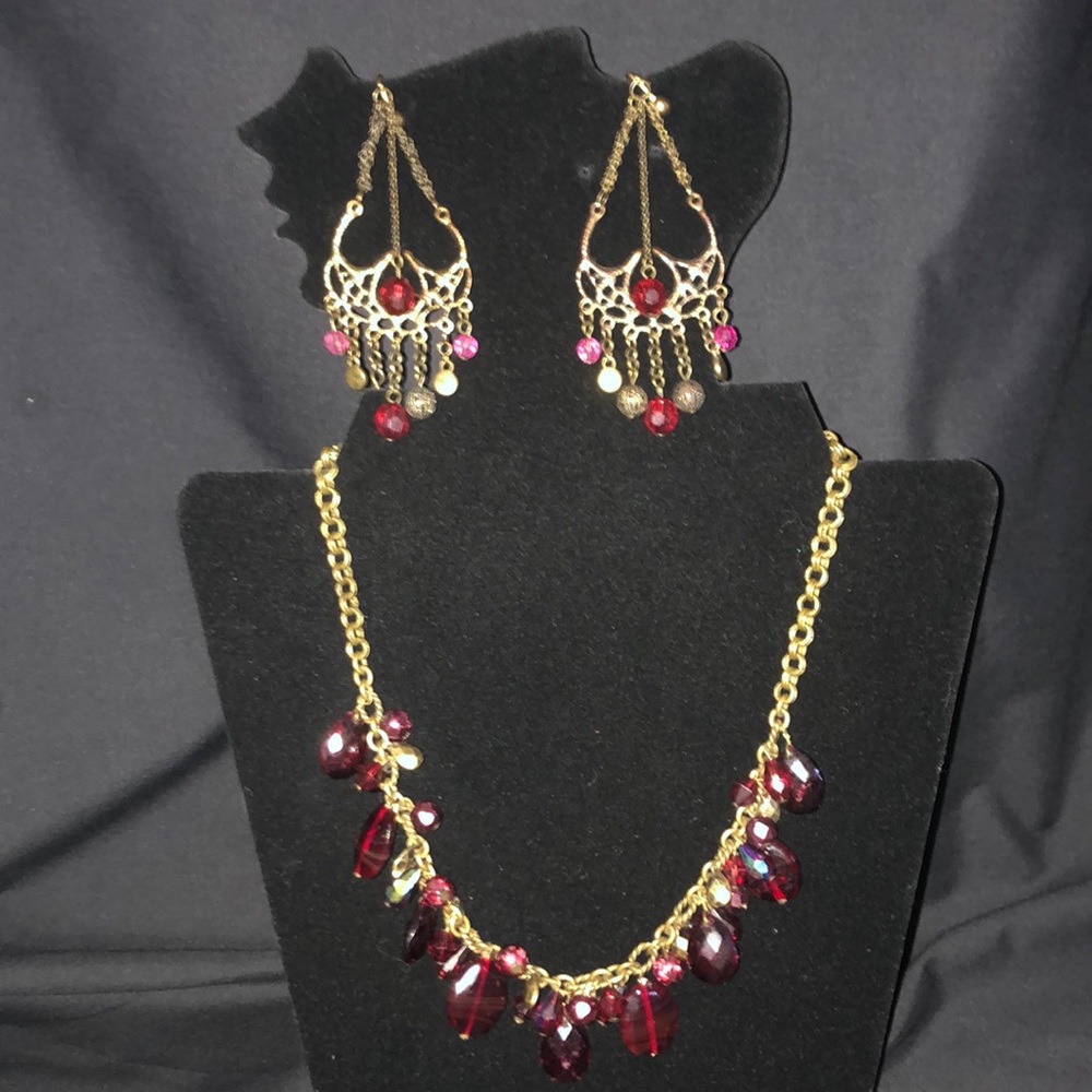 Matching Ruby and Gold necklace and dangling clip on earring set